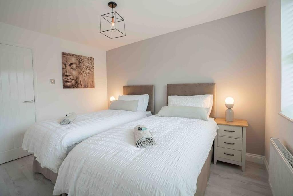 Apartment Stunning Abode 5 Min From Nec & Bhx, Pets Allowed