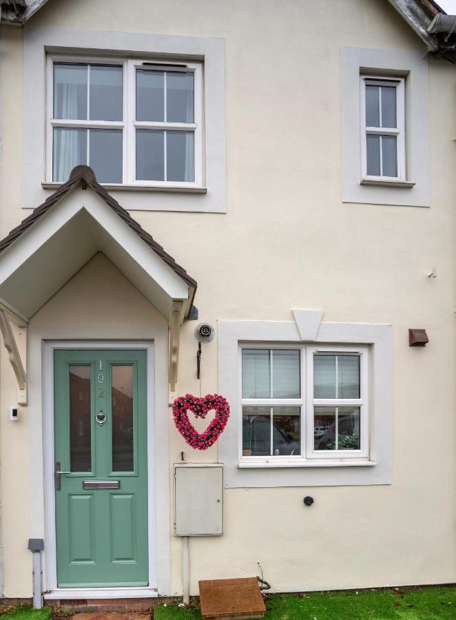 Stunning Abode 5 Min From Nec & Bhx, Pets Allowed Marston Green