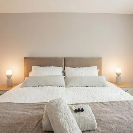 Stunning Abode 5 Min From Nec & Bhx, Pets Allowed Marston Green Exterior photo