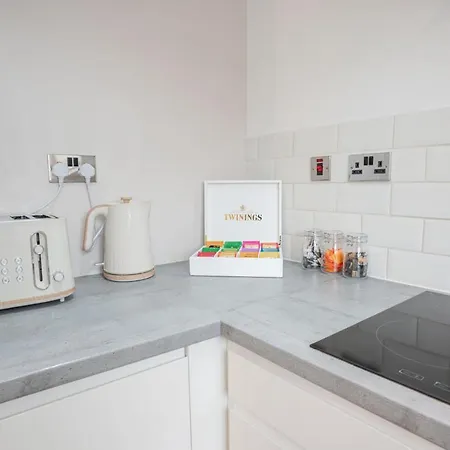 Stunning Abode 5 Min From Nec & Bhx, Pets Allowed Marston Green Exterior photo